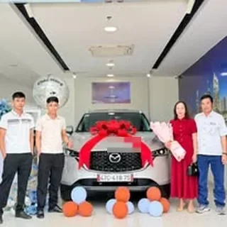 Hoạt động tư vấn và giao xe Mazda tại Đắk Lắk 1