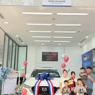 Hoạt động tư vấn và giao xe Mazda tại Đắk Lắk 5